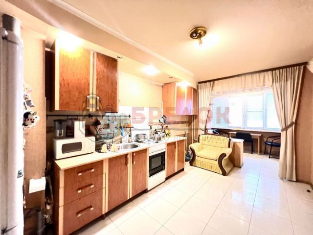 3-комн., 90 м², 9/10 этаж