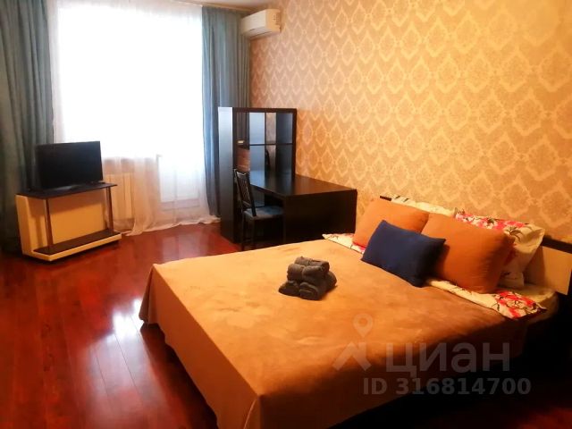 2-комн., 43 м², 13/25 этаж