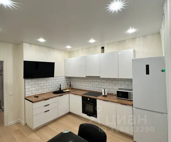 2-комн., 62 м², 10/10 этаж