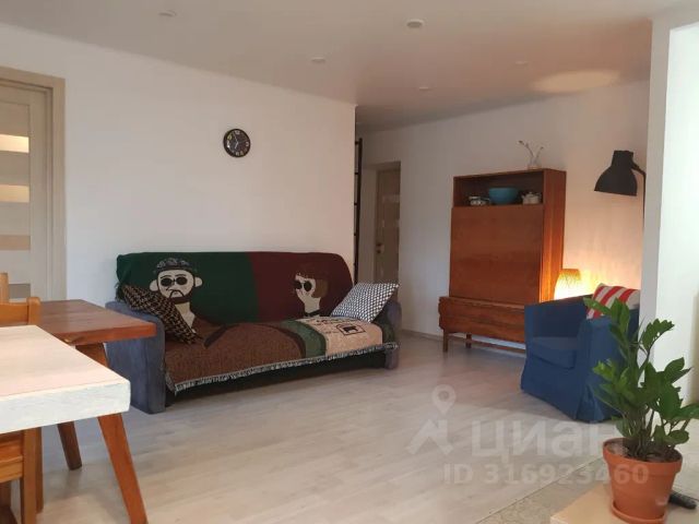 3-комн., 57 м², 2/5 этаж