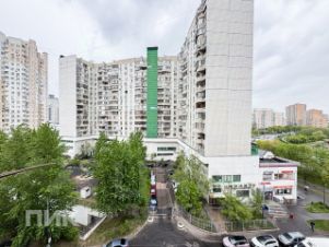 3-комн.кв., 83 м², этаж 6