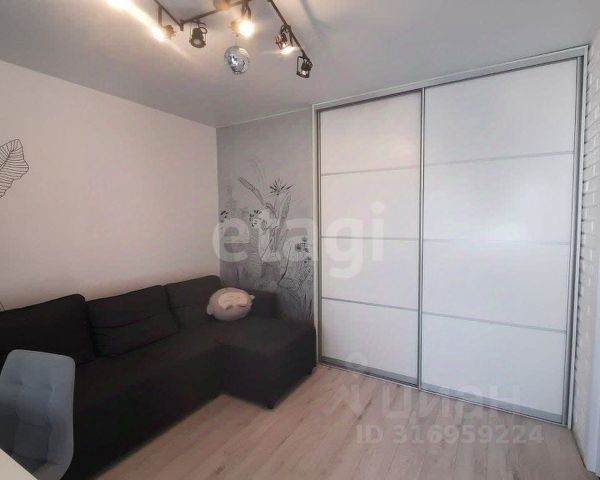 2-комн., 58 м², 1/10 этаж