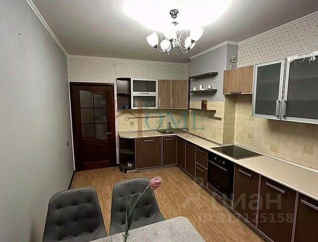 2-комн., 68 м², 3/17 этаж