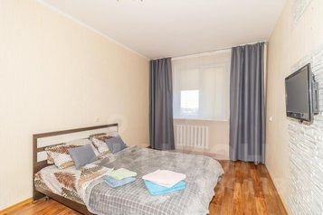 2-комн., 65 м², 8/10 этаж