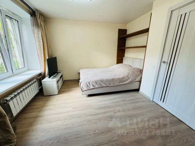 2-комн., 37 м², 1/10 этаж