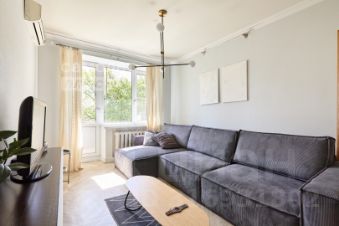 3-комн.кв., 53 м², этаж 4
