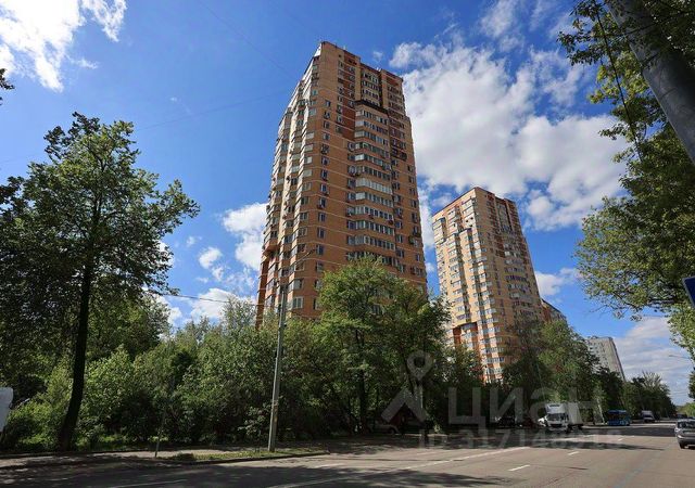 3-комн., 70 м², 1/25 этаж
