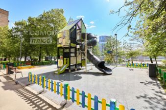 3-комн.кв., 53 м², этаж 4