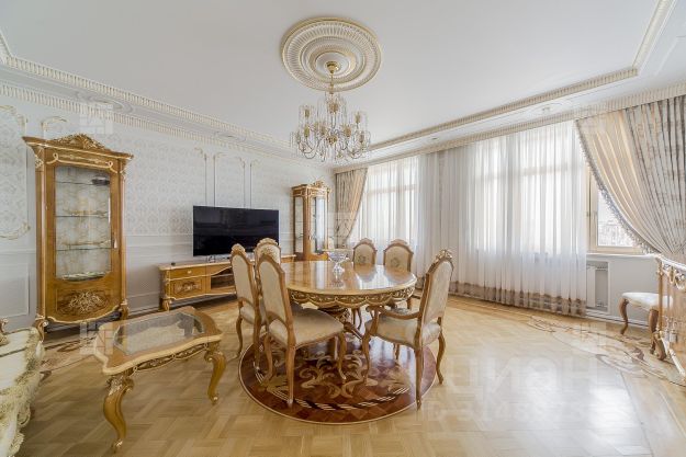 4-комн., 186 м², 7/18 этаж