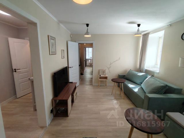 2-комн., 40 м², 1/3 этаж