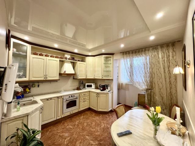 4-комн., 100 м², 10/25 этаж