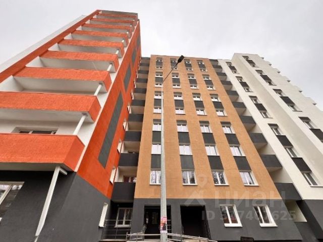2-комн., 80 м², 3/10 этаж