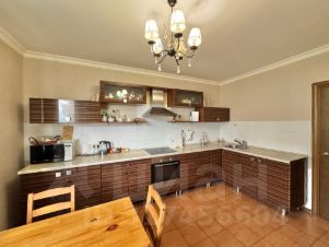 2-комн.кв., 61 м², этаж 6