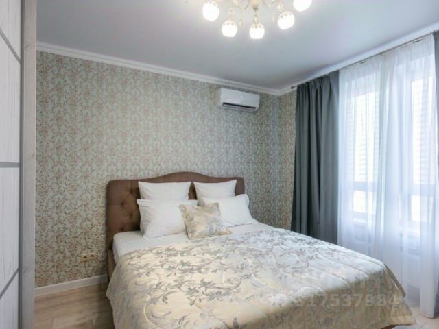 2-комн., 72 м², 1/1 этаж