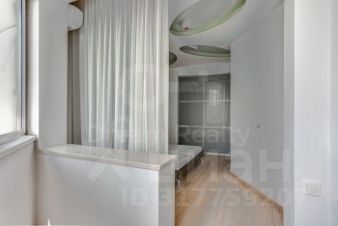 2-комн.кв., 72 м², этаж 7