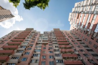 2-комн.кв., 72 м², этаж 7