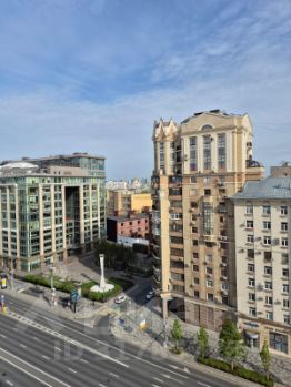 2-комн.кв., 57 м², этаж 12