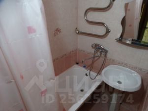 2-комн.кв., 45 м², этаж 3