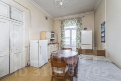 2-комн.кв., 71 м², этаж 9