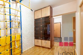3-комн.кв., 77 м², этаж 22