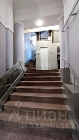 2-комн.кв., 53 м², этаж 2