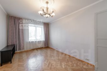 2-комн.кв., 76 м², этаж 2