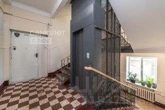 2-комн.кв., 76 м², этаж 2