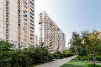 2-комн.кв., 58 м², этаж 18