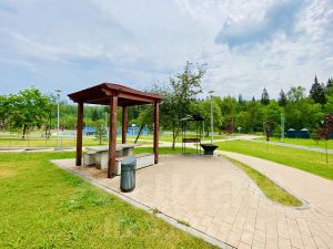 2-комн.кв., 58 м², этаж 4