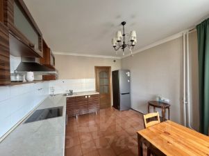 2-комн.кв., 61 м², этаж 6