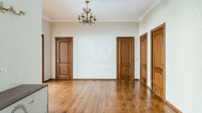 3-комн.кв., 132 м², этаж 5