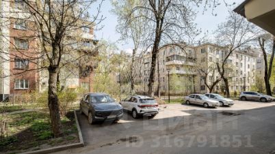 3-комн.кв., 70 м², этаж 1