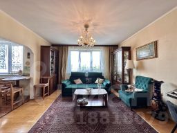 3-комн.кв., 72 м², этаж 4