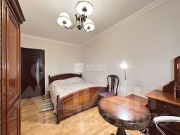 3-комн.кв., 72 м², этаж 4