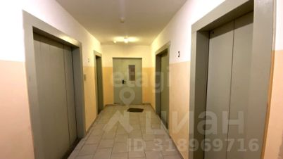 2-комн.кв., 49 м², этаж 3