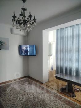 2-комн. кв 65 м2, 1/4 эт