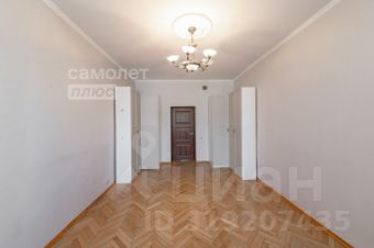 2-комн.кв., 76 м², этаж 2