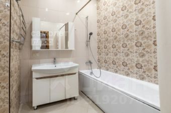 2-комн.кв., 76 м², этаж 2