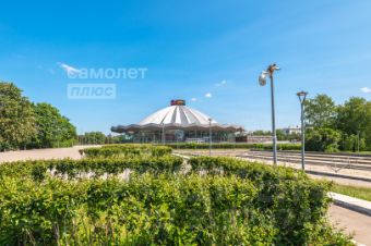 2-комн.кв., 76 м², этаж 2