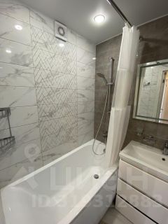 2-комн.кв., 47 м², этаж 14