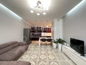 2-комн.кв., 83 м², этаж 4