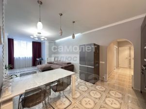 2-комн.кв., 83 м², этаж 4