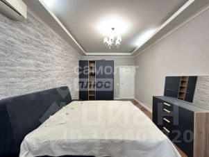 2-комн.кв., 83 м², этаж 4