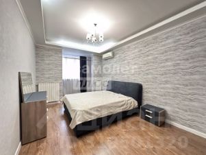 2-комн.кв., 83 м², этаж 4