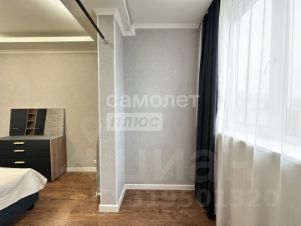 2-комн.кв., 83 м², этаж 4
