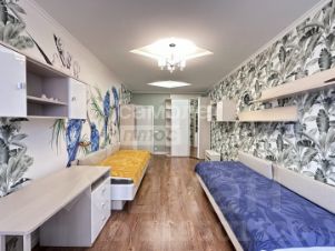 2-комн.кв., 83 м², этаж 4