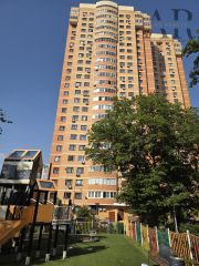 4-комн.кв., 89 м², этаж 4