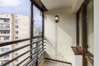 2-комн.кв., 70 м², этаж 7