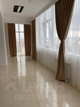 3-комн.кв., 135 м², этаж 7