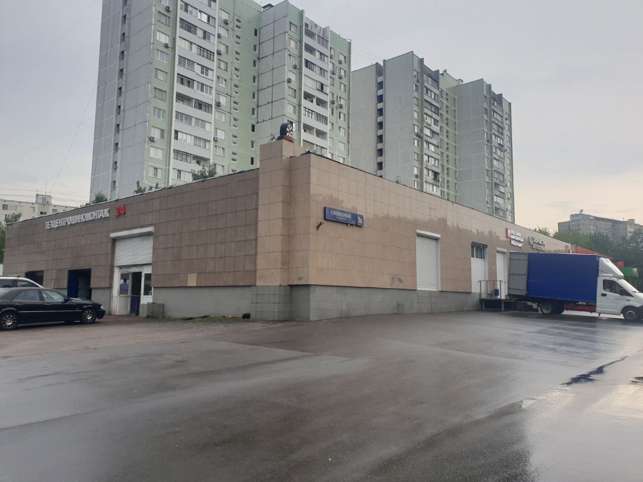 аренда помещений в ТЦ на Свободном проспекте, 1Б
